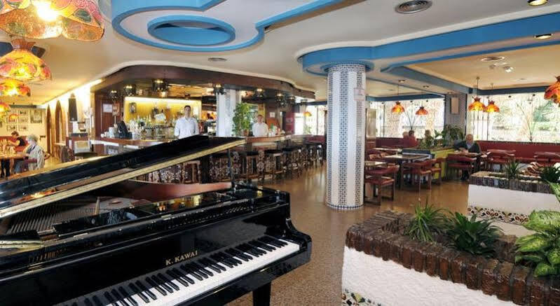 Aparthotel Bajondillo